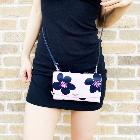 NWT Kate Spade Phone Crossbody🌸 - Picture 10 of 10